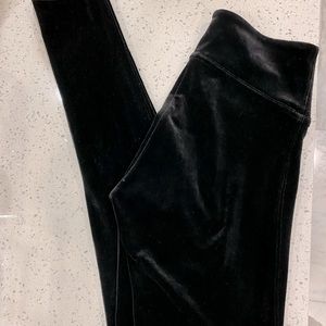 Womens black velvet SPANX leggings